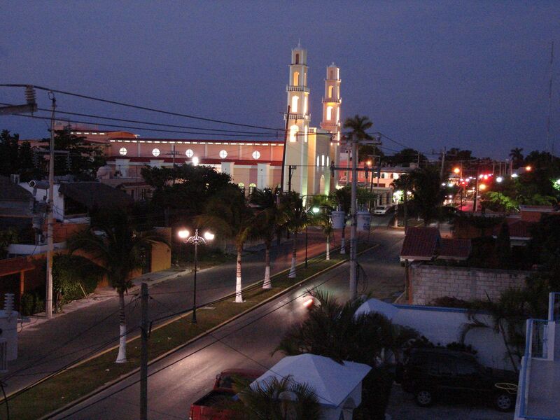 Shopping in Cozumel (2026): What to Buy, Where to Shop and What It Costs